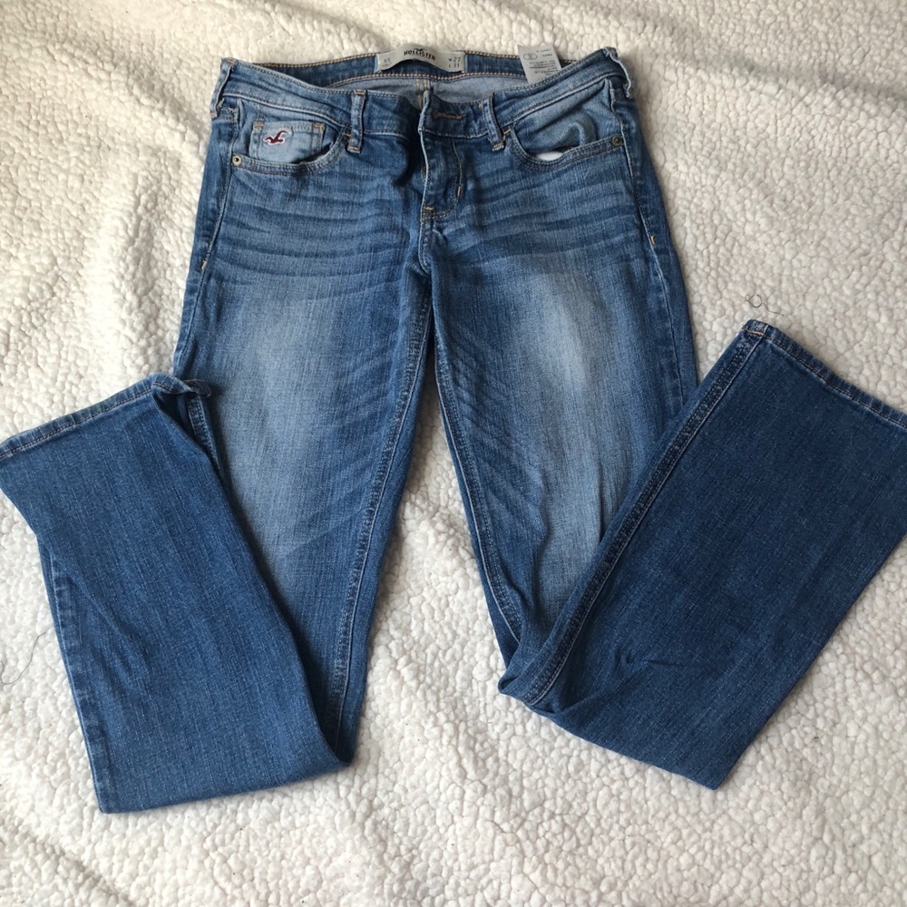 Boot-Cut Hollister Jeans SHORT